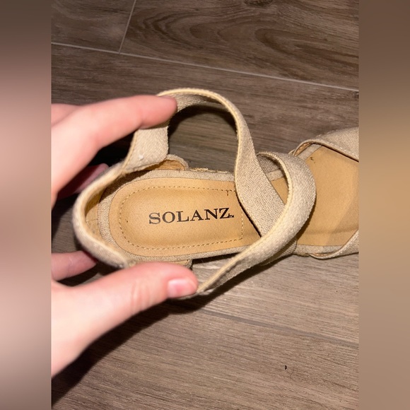 Solanz Tan Shimmer Espadrille Wedge Helena Size 6.5 - Picture 3 of 6